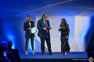 fgi divise freddy lanterna ph di tondo   ferraro 2106